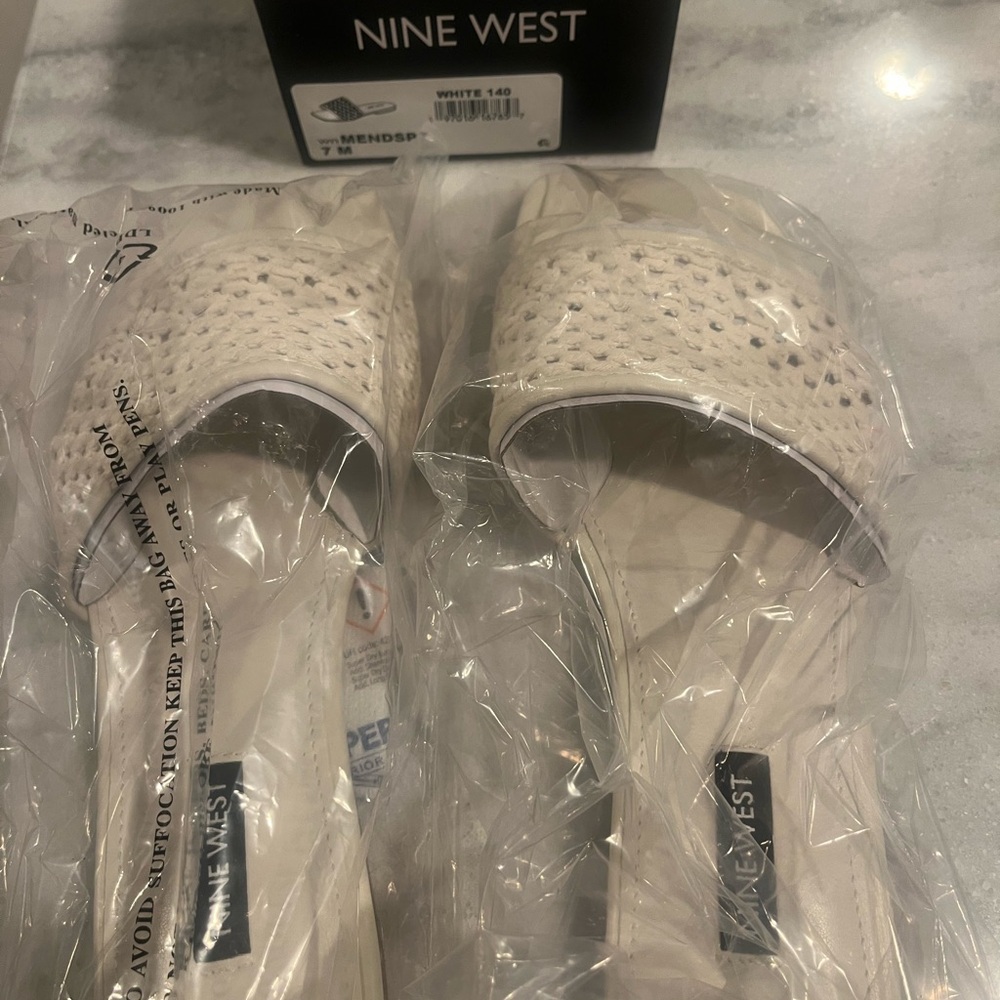 Nine West White woven brand new flat sandalsl in box